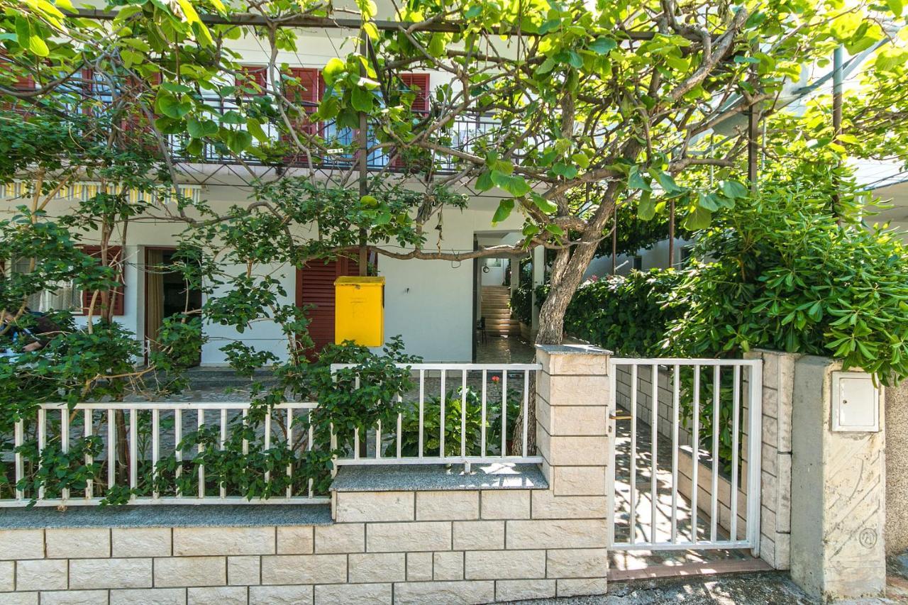 Apartments By The Sea Podaca, Makarska - 516 Exterior photo