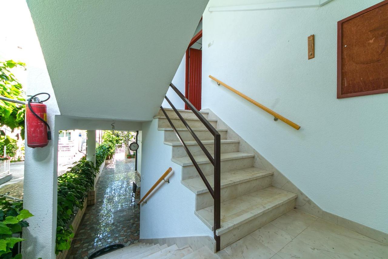Apartments By The Sea Podaca, Makarska - 516 Exterior photo