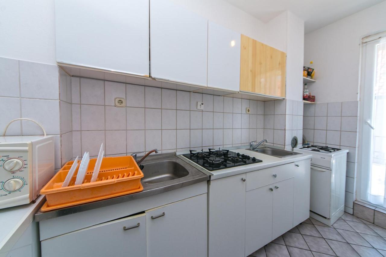 Apartments By The Sea Podaca, Makarska - 516 Exterior photo